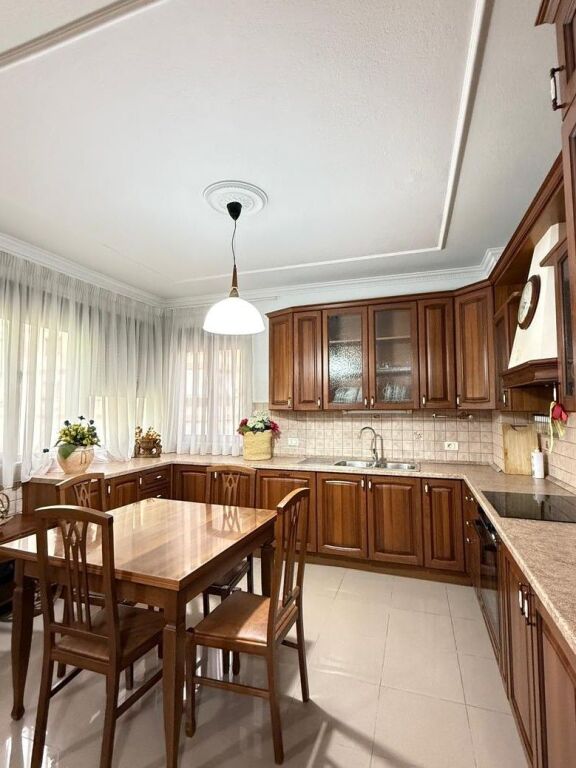 Apartment 2+1+2 with balcony for rent in the Blloku area. POSSIBILITY FOR AIRBNB