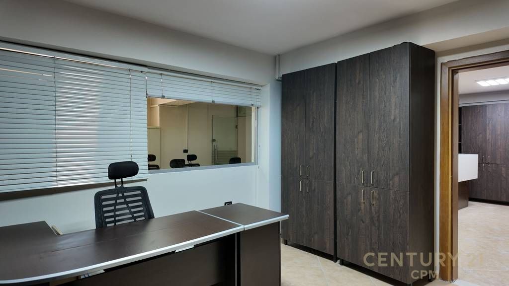 Prestigious Office for Bulk Sale – Ideal for Business or Investment