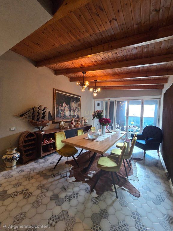 ESCLUSIVO APPARTAMENTO/DUPLEX IN VENDITA VICINO AL TRIBUNALE, DURRËS!        315.000 € 
