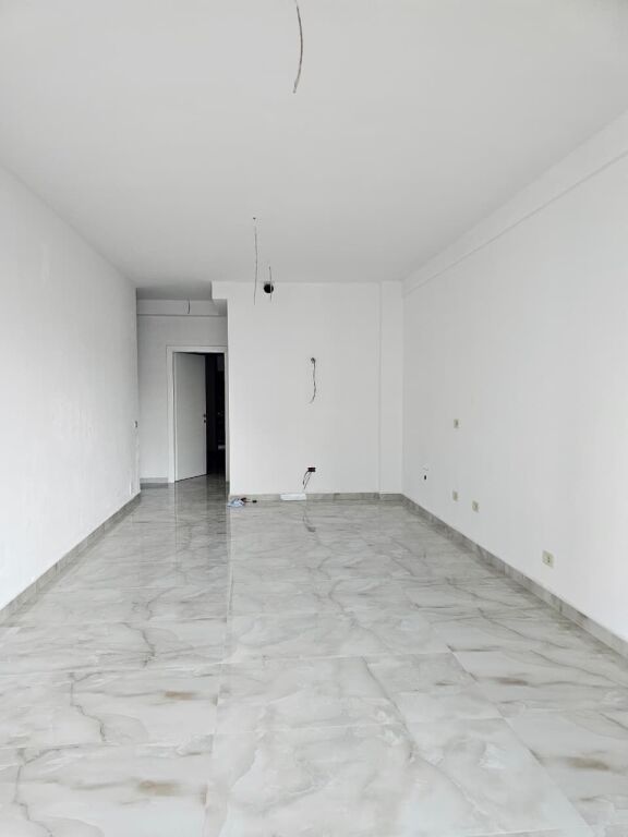 🏢✨ Spazio Ufficio in Affitto 120m2 – Via Mine Peza ✨🏢