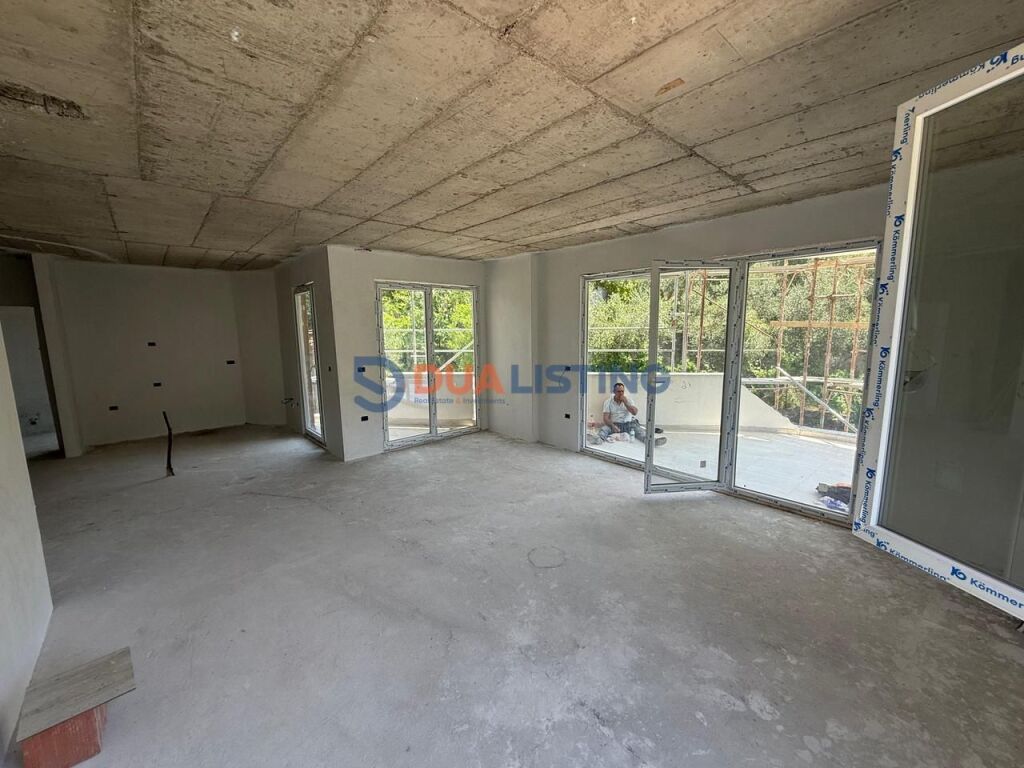 🏡 Duplex for Sale 📍 Dry Lake, Tirana