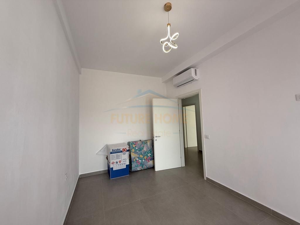 Affitto, Appartamento 1+1, Ex-Dogana, Tirana.