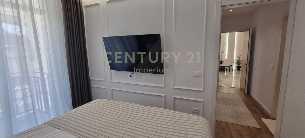 2+1+parking space apartment for rent near Nisharaku Bridge!