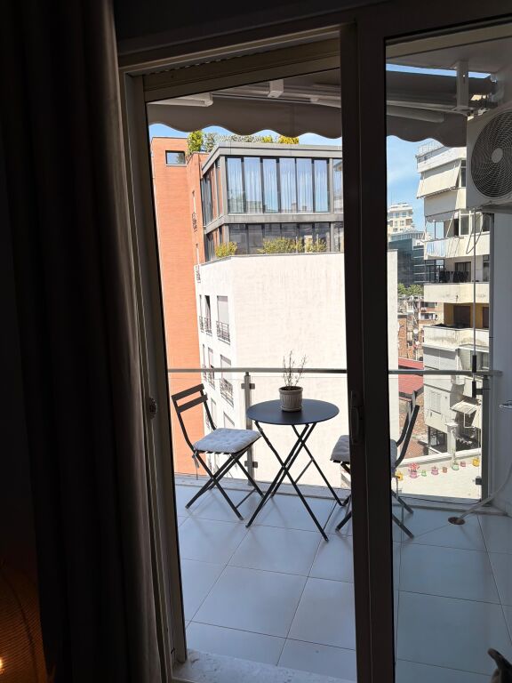 Jepet Me Qera Apartament 2+1+1 Ballkon