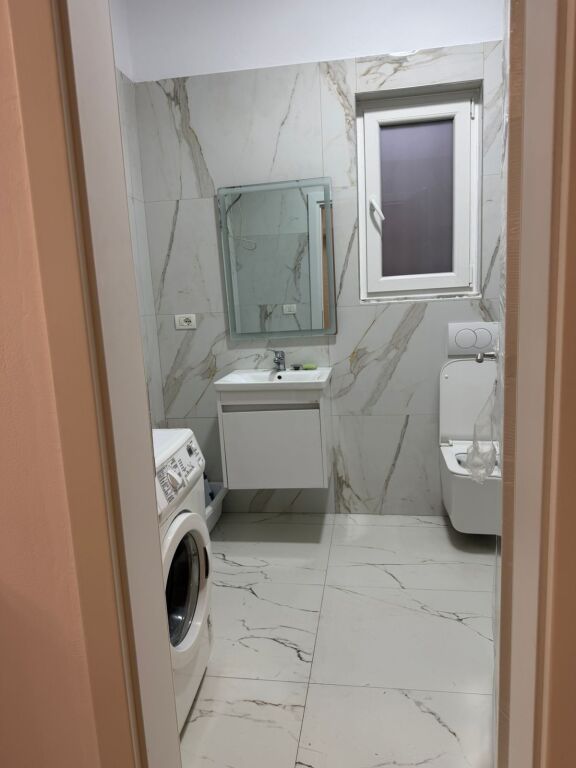 🏡 Affittasi ingresso 2+1 + Posto Auto  📍 Vicino al Nuovo Viale, Via Gjon Mili💰 500€/mese