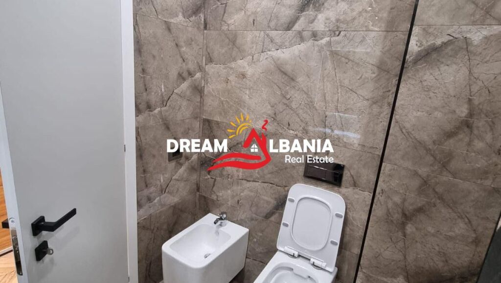 Business/Clinic Space for Rent in the Center of Tirana, near Kafe Flora (ID 42611091)