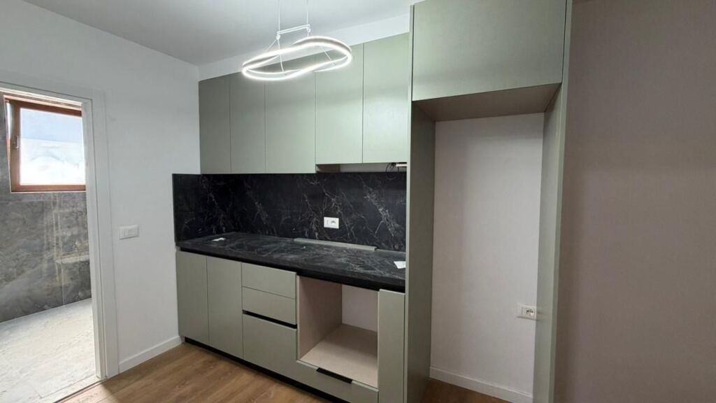 Appartamento - In Vendita - Via Naim Frashëri, Tirana(ID: 530581012-30)
