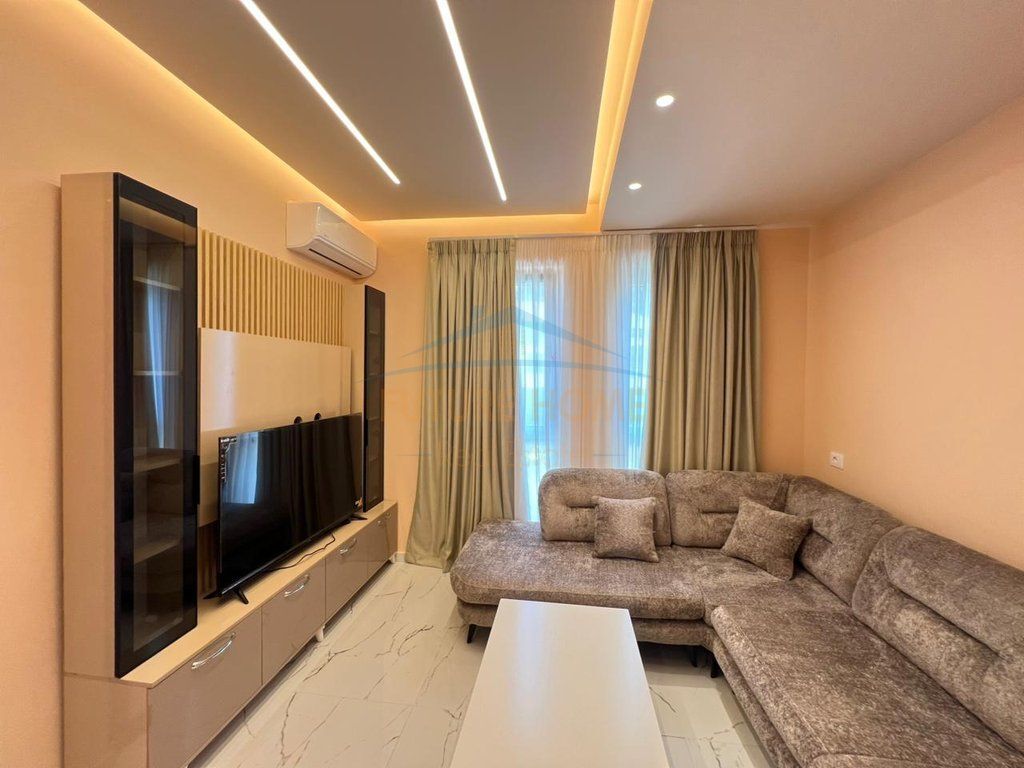 Rent, Apartment 1+1, Dibrës Street