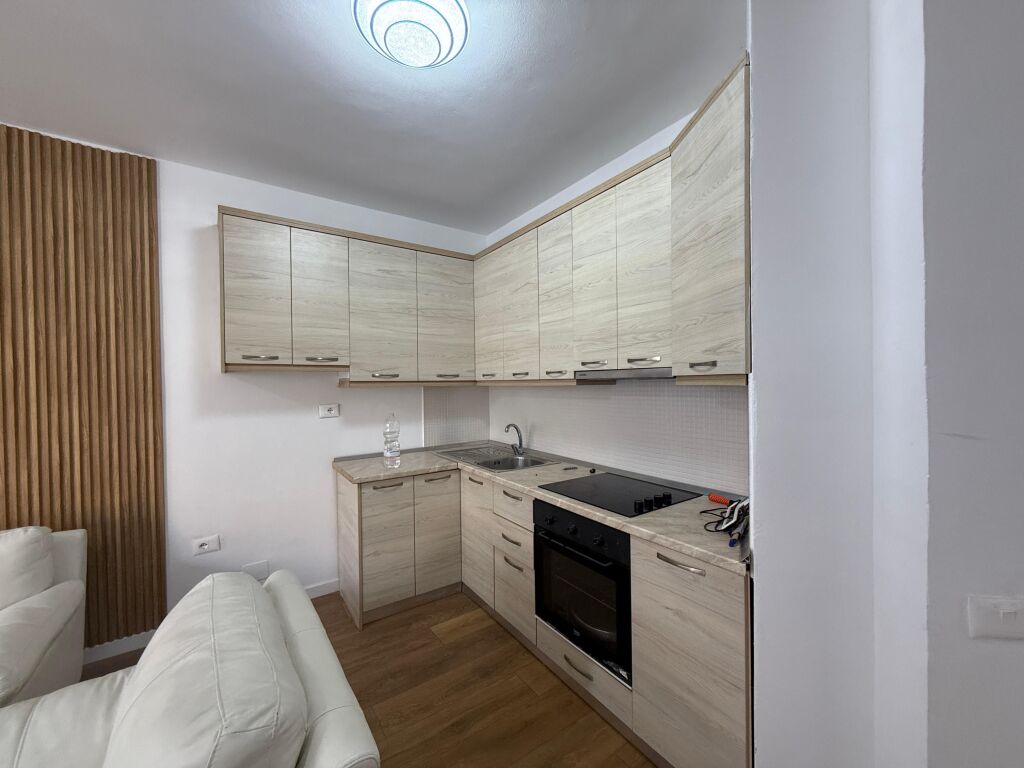 Apartment 1+1 for sale in Golem