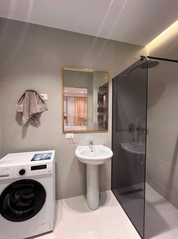 APPARTAMENTO MODERNO 2+1+2 + GRANDE VERANDA A DON BOSKO