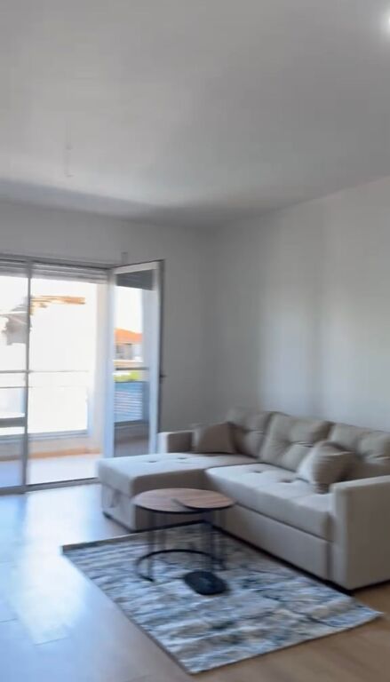 Appartamento in Affitto 1+1 zona Xhamllik
