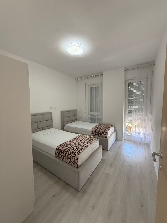 Affittasi appartamento 1+1 Univers city