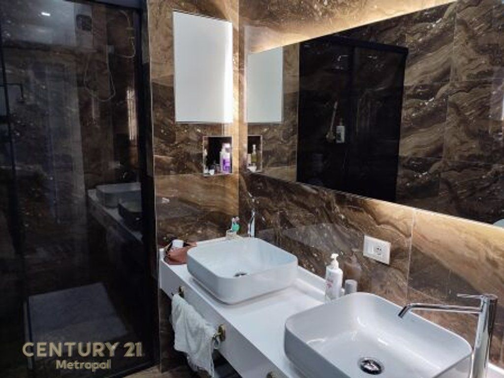 APPARTAMENTO 2+1+PARCHEGGIO+CORTILE, LAGO ASCIUTTO! 1.600 € /Mese