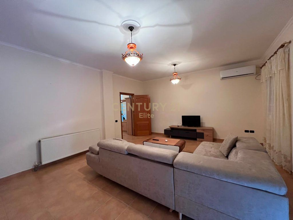 Apartment 2+1+2 for rent in Porcelan!