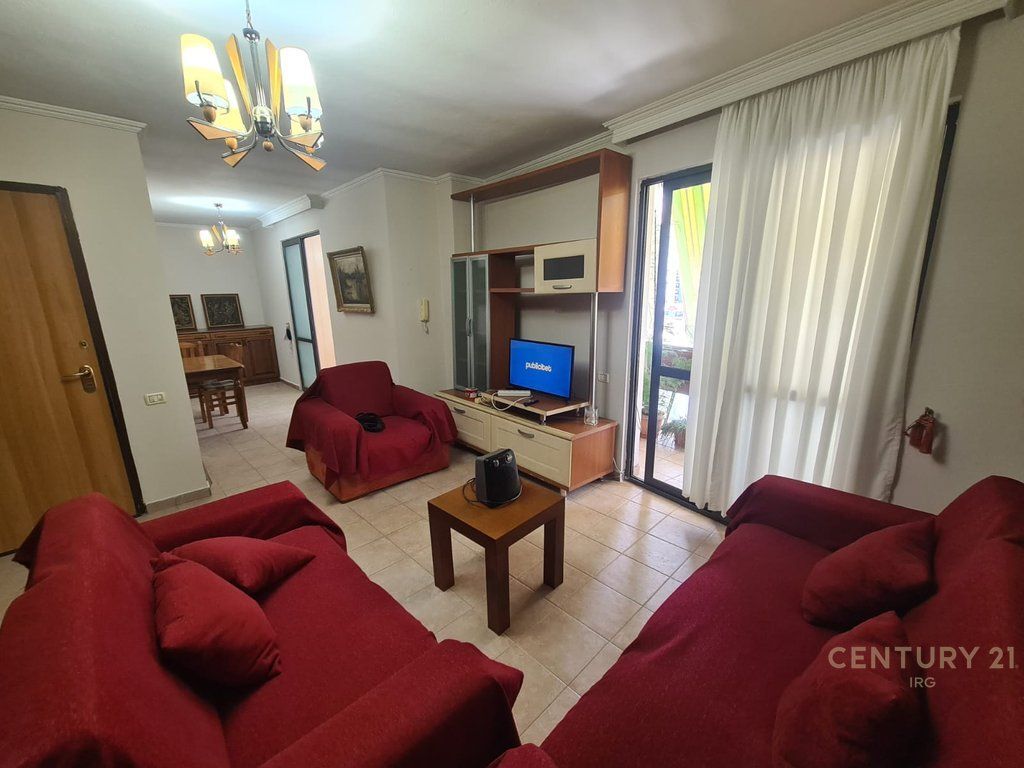 APPARTAMENTO 1+1 IN VIA 5 MAJI!