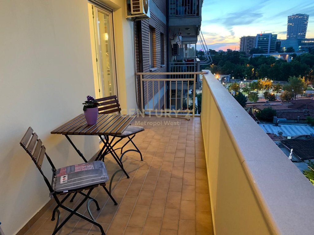 Appartamento 2+1 in Affitto in Via Elbasan 1.000 € /Mese