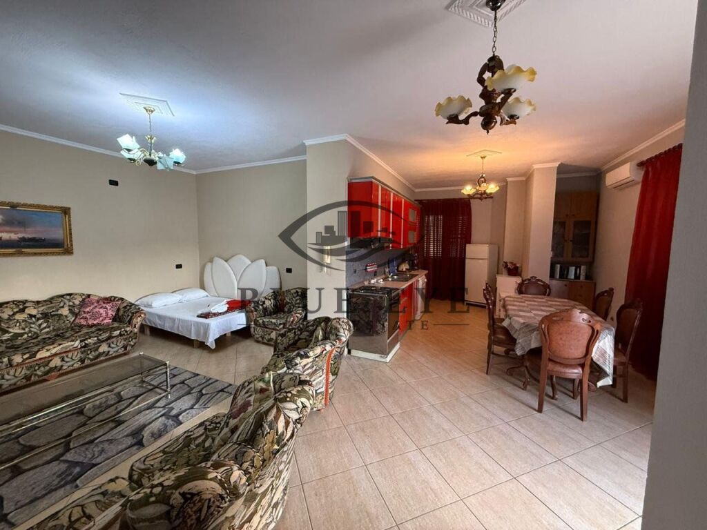 🏡 Apartment for Rent in the Heart of Durres – Space, Comfort, and Stunning View