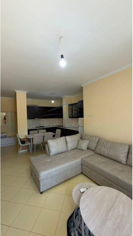 Affitto, Appartamento 1+1, Via Thesari, Fresk .