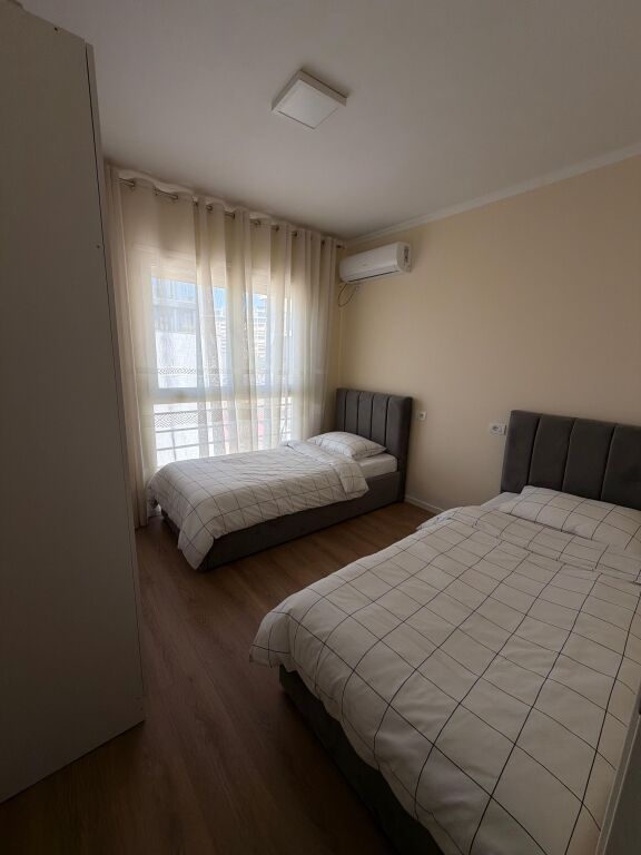 Jepet Me Qera Apartament 2+1+1 Ballkon