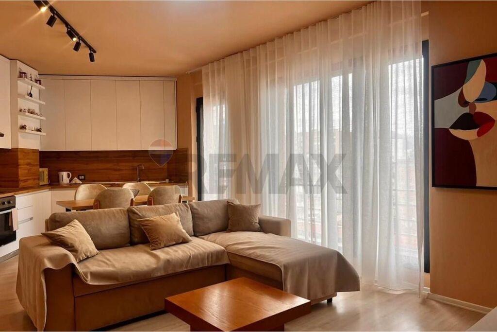 Appartamento 1+1 in affitto in Via Mine Peza!
