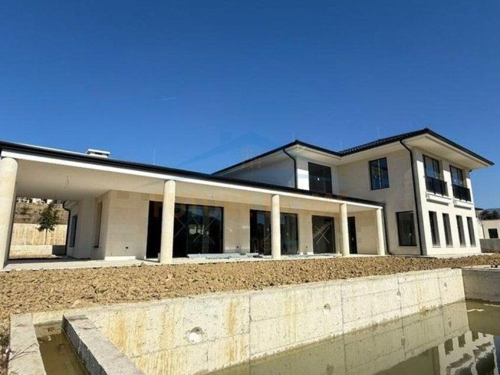 🏡 VILLA DI LUSSO IN VENDITA – VALLËS VIRIDI RESIDENCE, TEG
