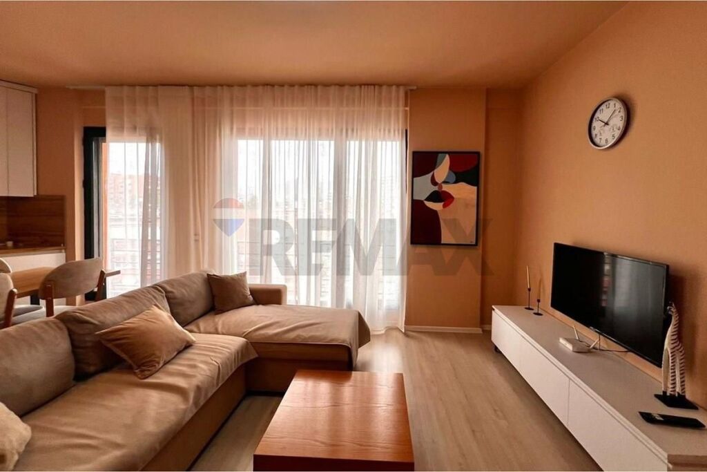 Appartamento 1+1 in affitto in Via Mine Peza!