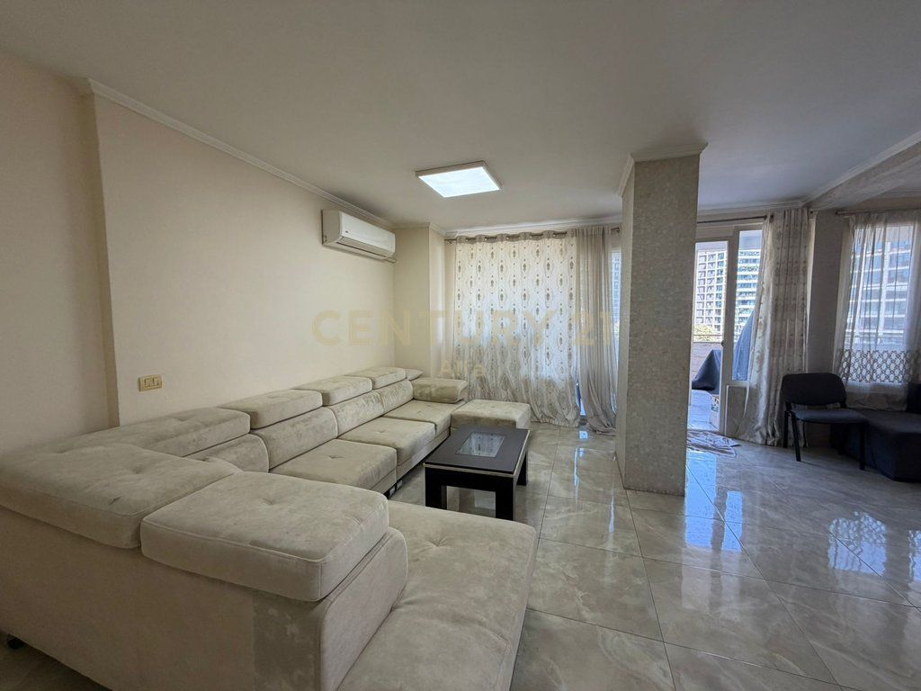 Premium Office 210 m² with Veranda and View of the Artificial Lake of Tirana – 5th Floor