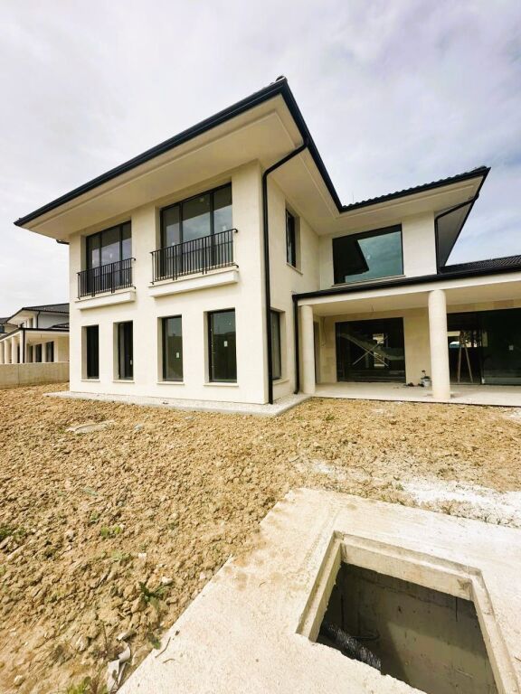 🏡 VILLA DI LUSSO IN VENDITA – VALLËS VIRIDI RESIDENCE, TEG