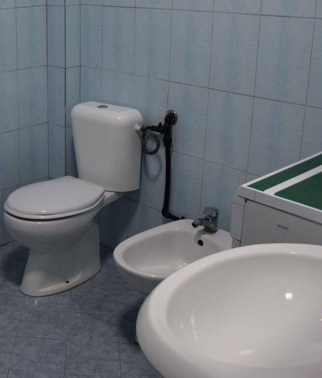 Casa privata, Pazari i Ri!