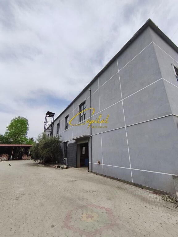 MAGAZZINI IN AFFITTO 1010 M2 VIA MISTO MAME 4.500 EURO