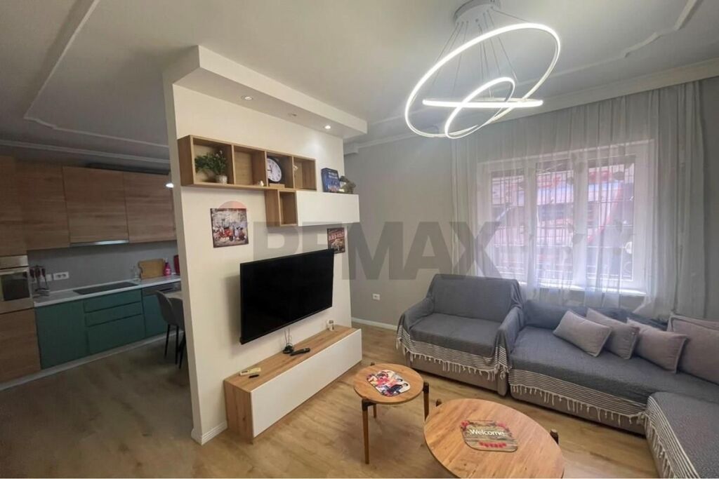 Apartament 1+1 me Qira pranë Uzinës Dinamo