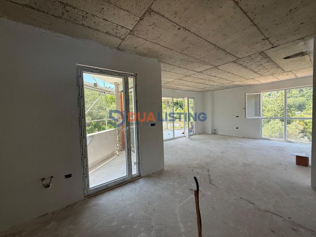 🏡 Duplex for Sale 📍 Dry Lake, Tirana