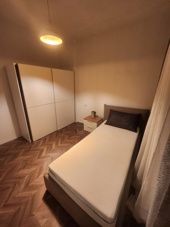 Apartament me qera 2+1 Paskuqan
