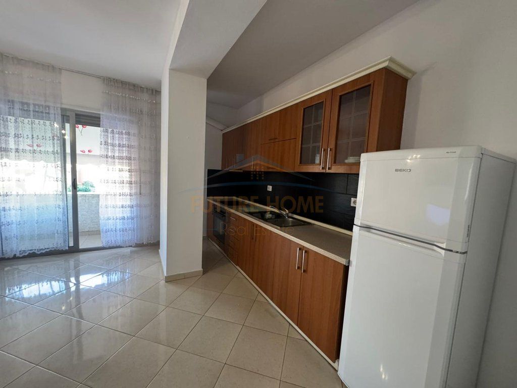 Affitto, Appartamento 2+1, Via Haxhi Dalliu, Tirana.