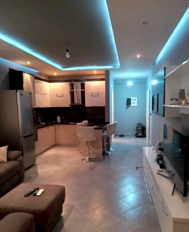 Appartamento 2+1 vicino all'artista ad Astir 500€