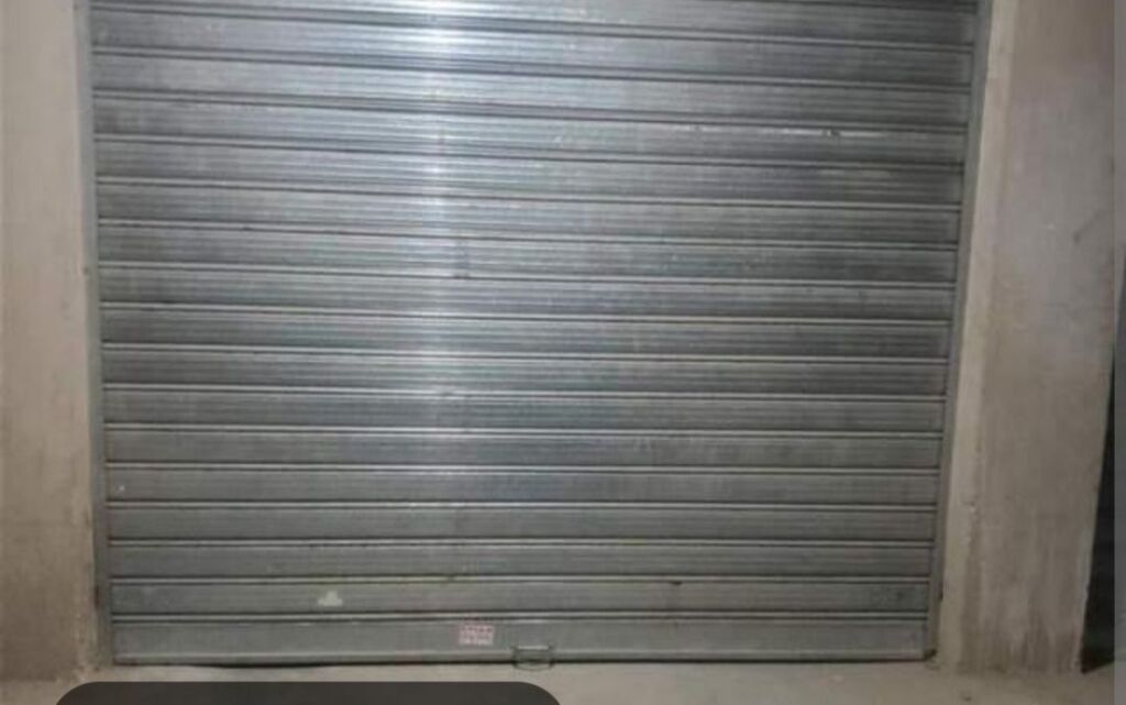 Garage in affitto Astir