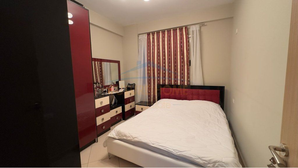SHITET APARTAMENT 1+1,PRANE SPITALIT AMERIKAN 3