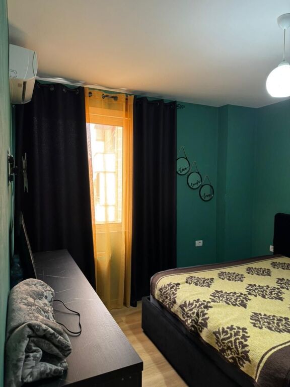 3+1,fundi i kopshtit botanik,550 euro