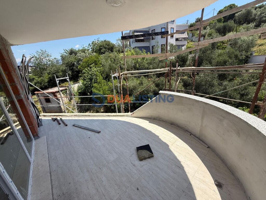🏡 Duplex for Sale 📍 Dry Lake, Tirana