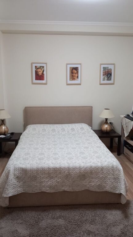 Shitet Apartament 2+1 te Bulevardi Zogu I 📍 Ndodhet pranë Ministrisë së Drejtësisë
