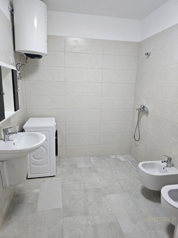 SHESIM APARTAMENT 1+1 TE REZIDENCA TURDIU TE ISH FUSHA AVIACIONIT!