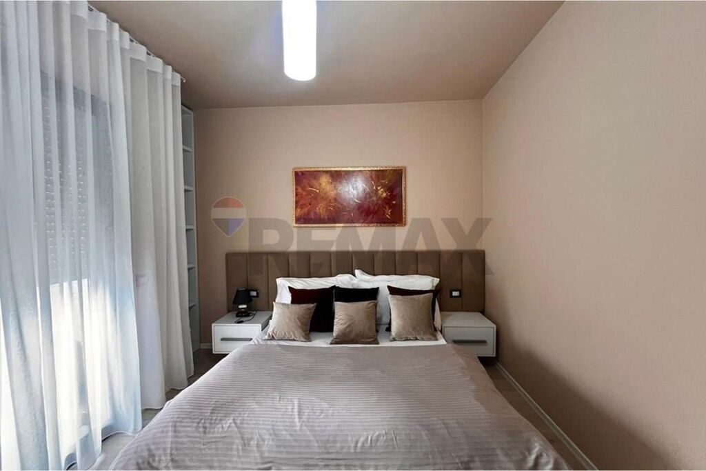 Appartamento 1+1 in affitto in Via Mine Peza!