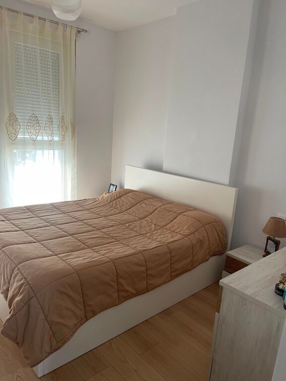 Apartament 1+1 per qera Univers City !