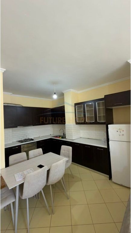 Affitto, Appartamento 1+1, Via Thesari, Fresk .