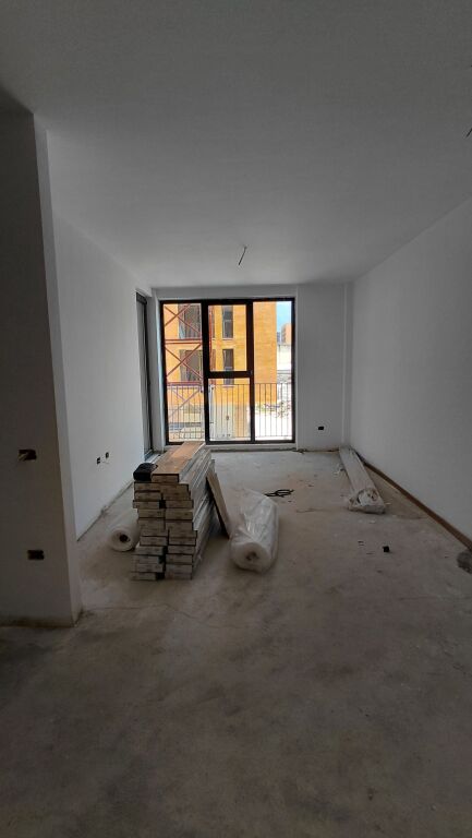 Siri hill apartment 1+1 for sale 2nd floor empty
