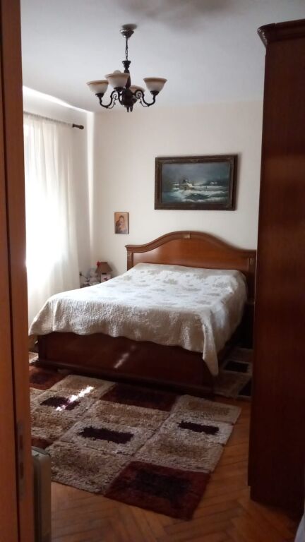 Shitet Apartament 2+1 te Bulevardi Zogu I 📍 Ndodhet pranë Ministrisë së Drejtësisë