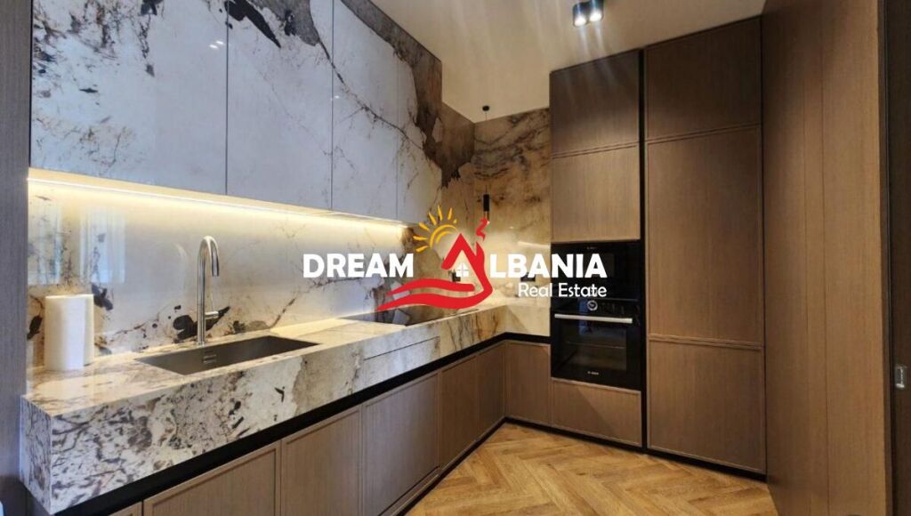 Apartment (2+1) Luxurious for Rent in Myslym Shyr (ID 52215001)