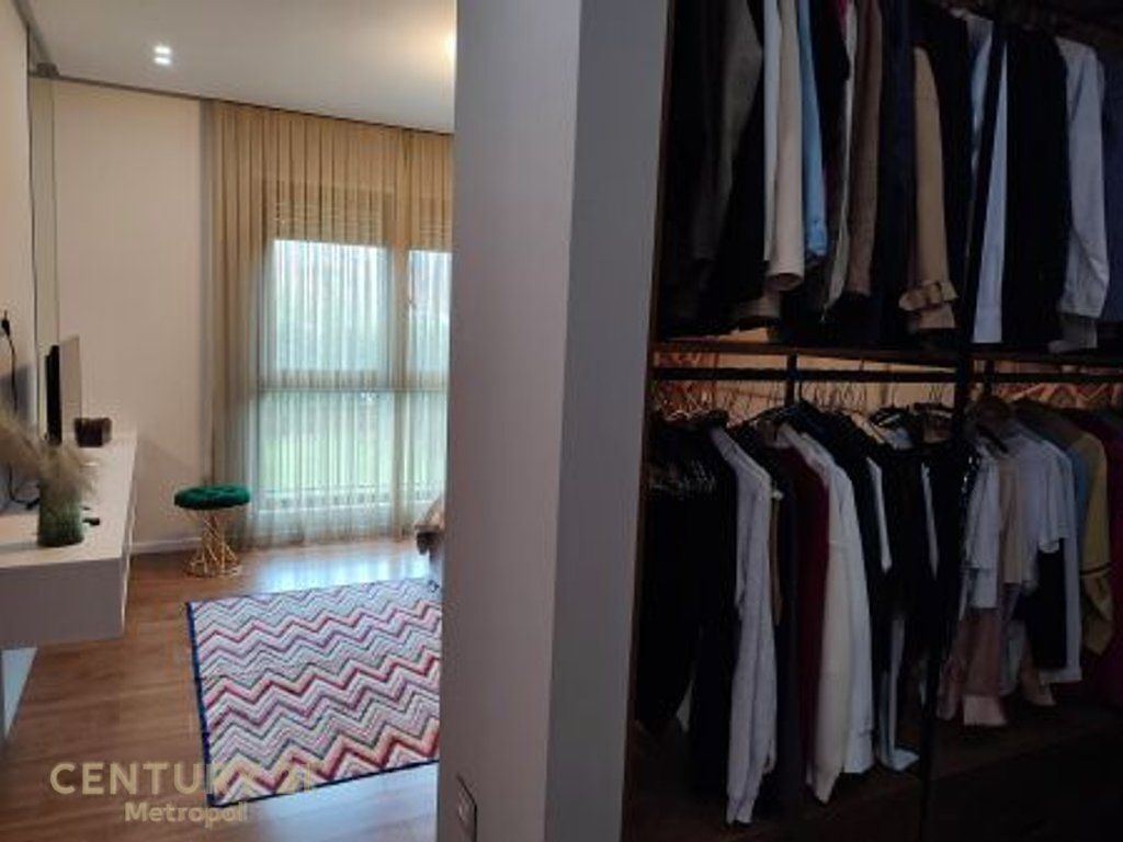 APPARTAMENTO 2+1+PARCHEGGIO+CORTILE, LAGO ASCIUTTO! 1.600 € /Mese