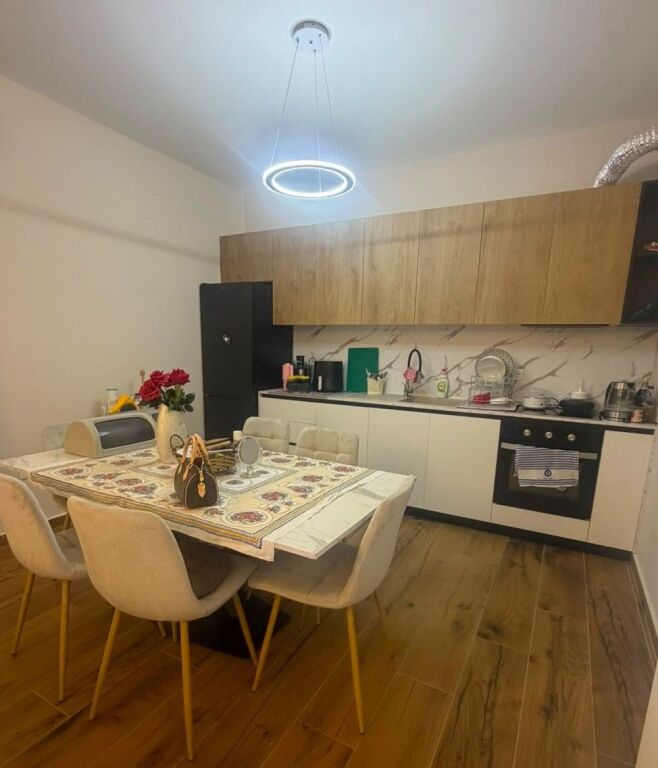 🏡 Shitet Apartament 2+1+2 – Oasis Residence