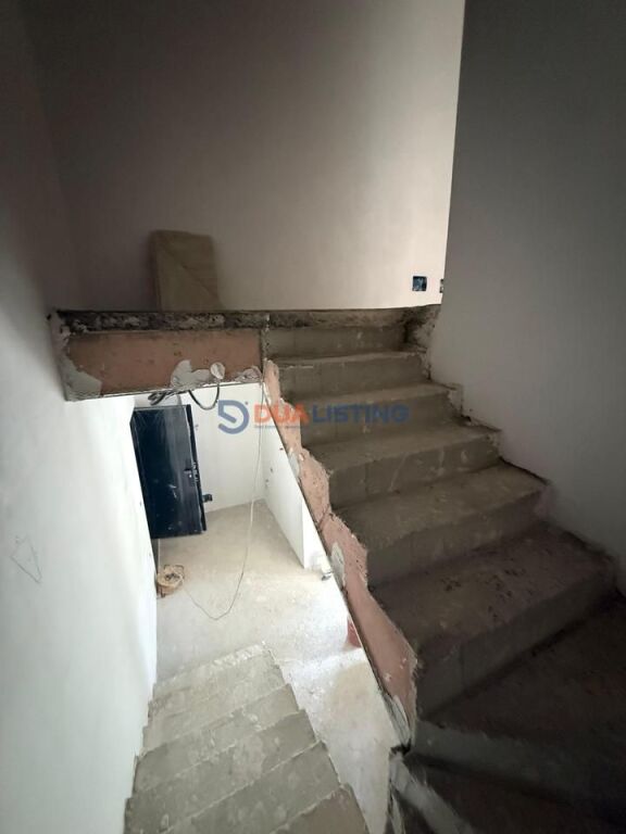 🏡 Duplex for Sale 📍 Dry Lake, Tirana